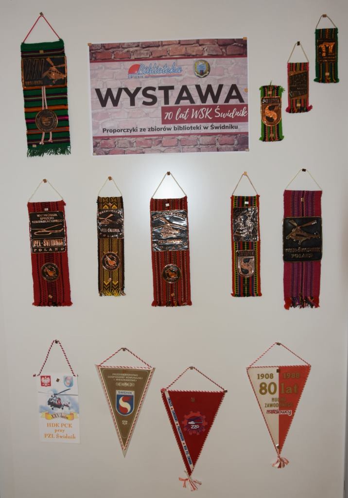 wystawa proporczyków proporczyki